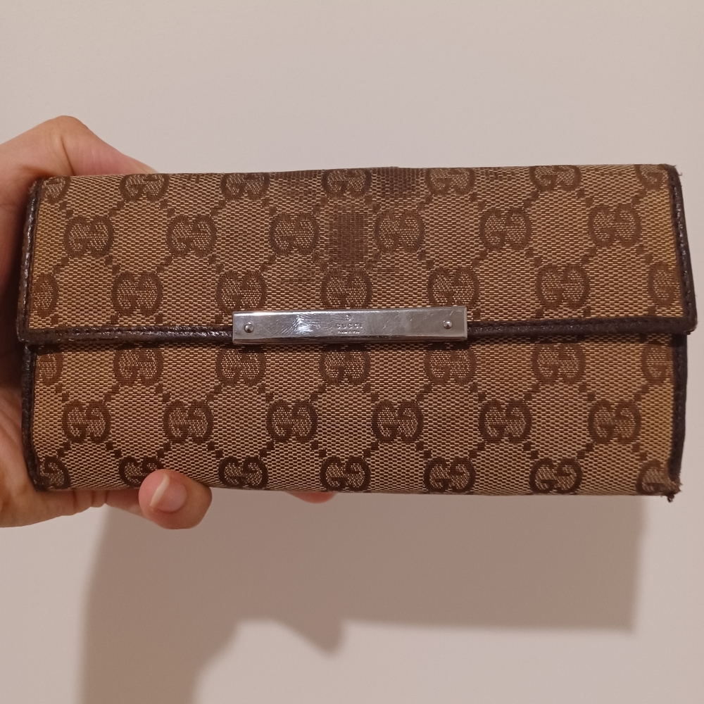Gucci wallet